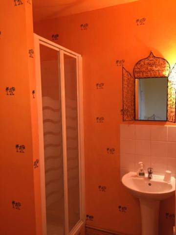 Les Trois Cornets Hotel Saint-Ouen-des-Champs Eksteriør billede